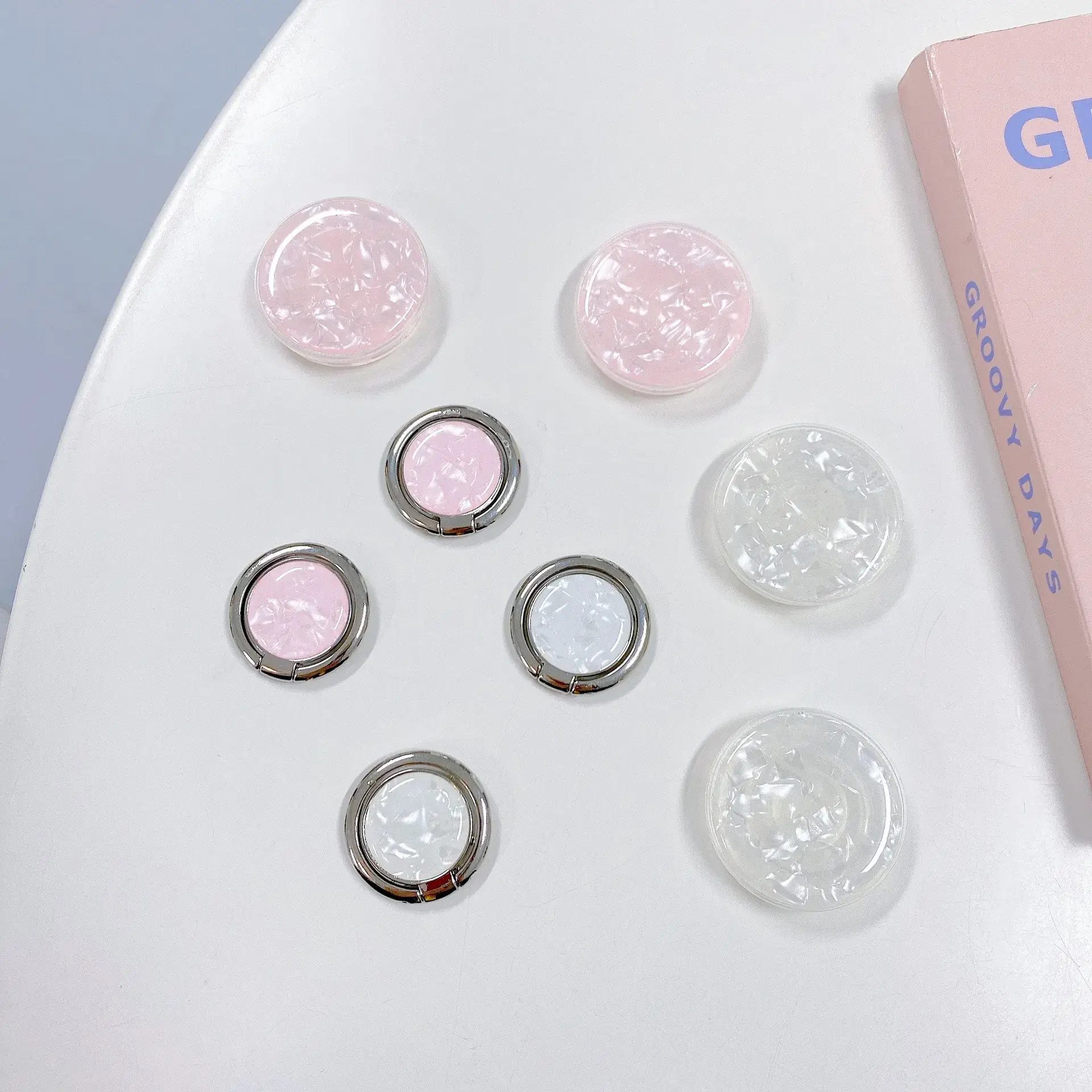 Glitter Ring with 360 Rotation & Sparkle Design - Image 12