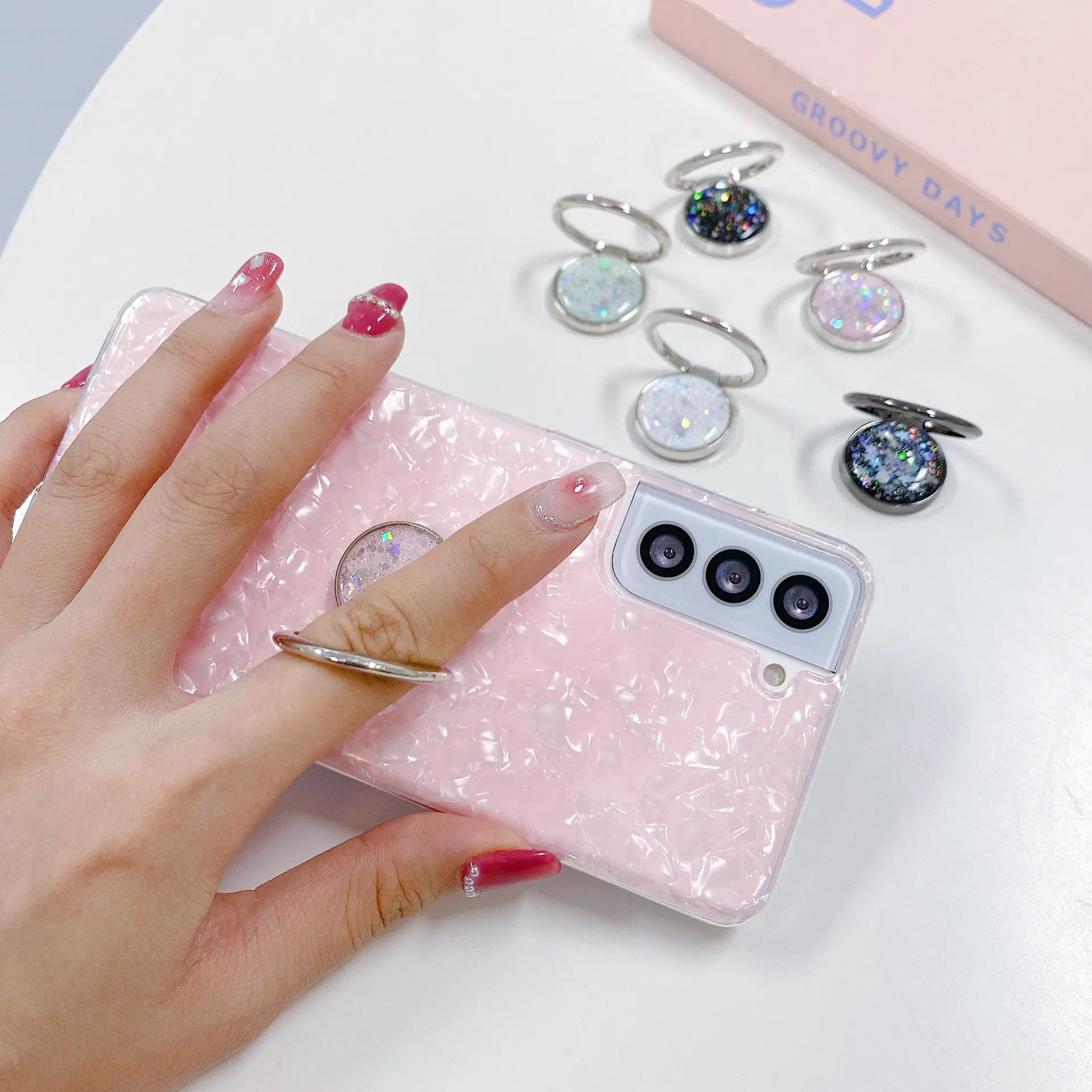 Glitter Ring with 360 Rotation & Sparkle Design — feature 7