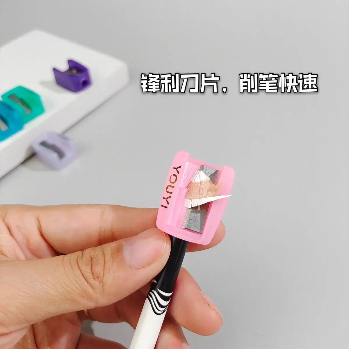 Wooden Sharpener for Eyeliner Pencil & Lip Liners - Image 6