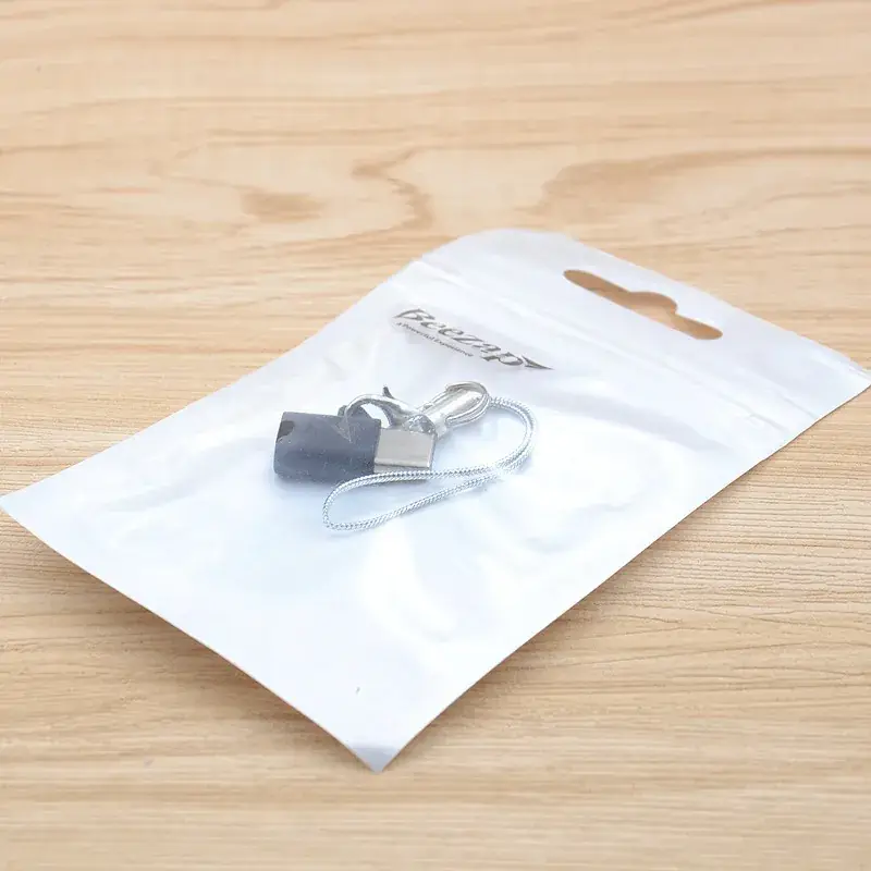 USB Type-C Micro Adapter for Multiple Devices — feature 10
