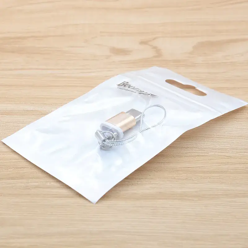 USB Type-C Micro Adapter for Multiple Devices — feature 13