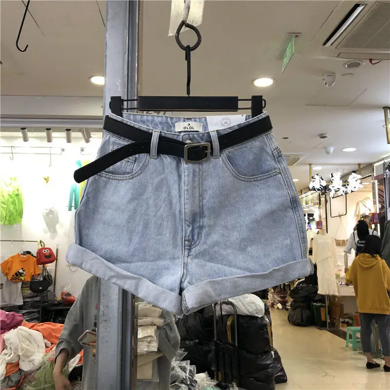 White High-Waisted Denim Shorts 2025 - Image 10