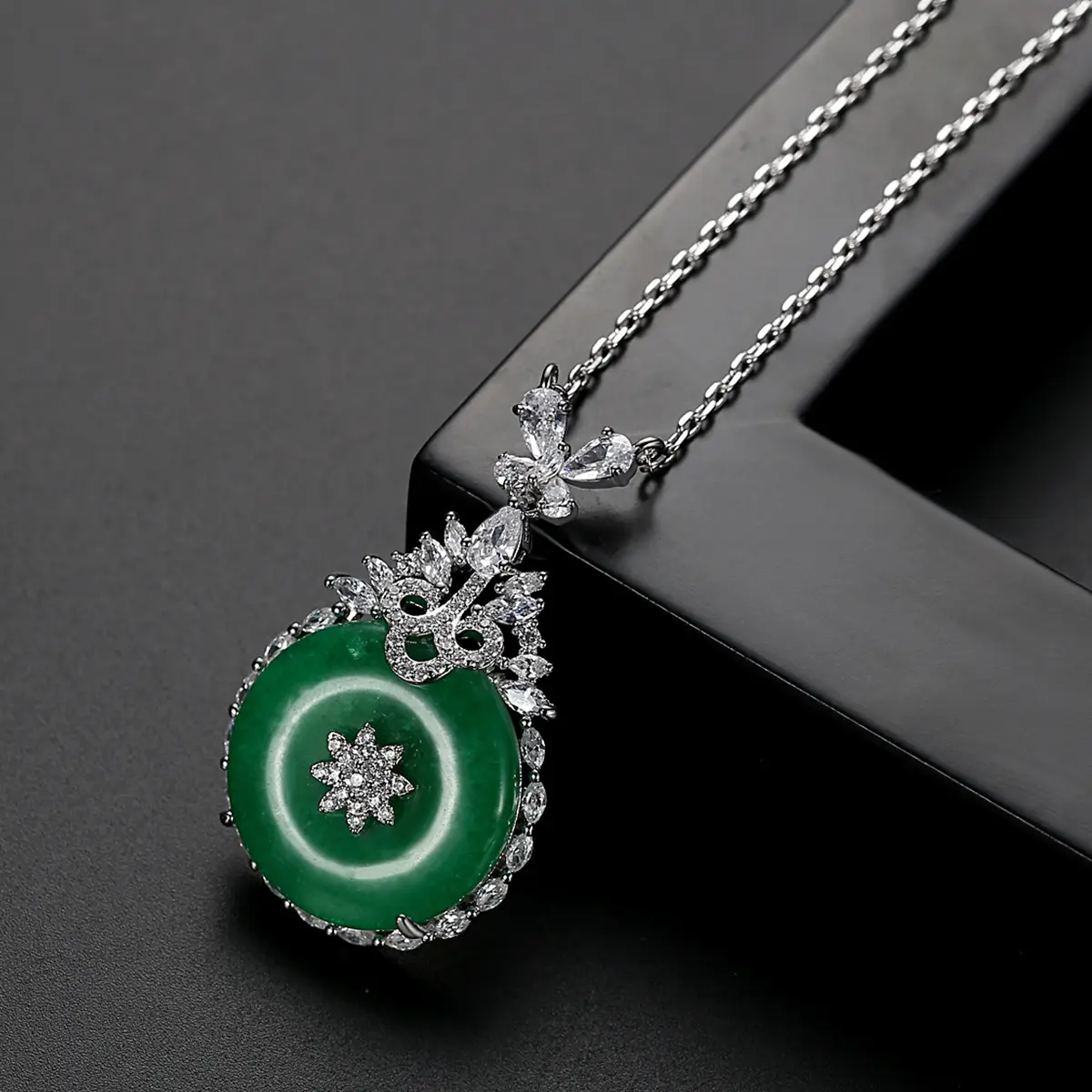 Green Chrysoprase Pendant Necklace for Women - Image 5