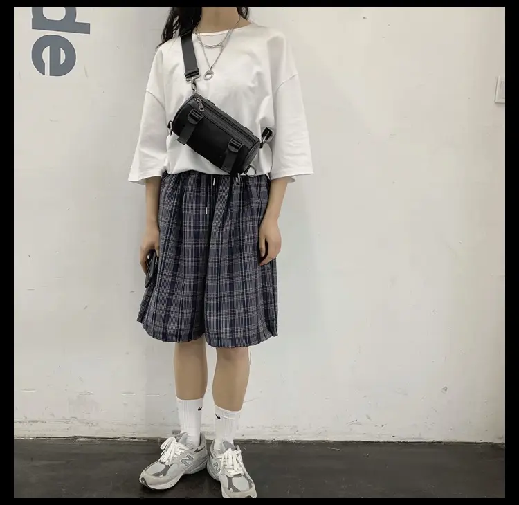 Women's Black Bucket Bag Shoulder Crossbody Tooling Bag — feature 5