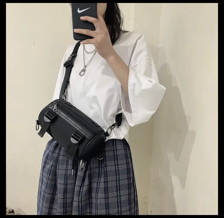 Women's Black Bucket Bag Shoulder Crossbody Tooling Bag — feature 9