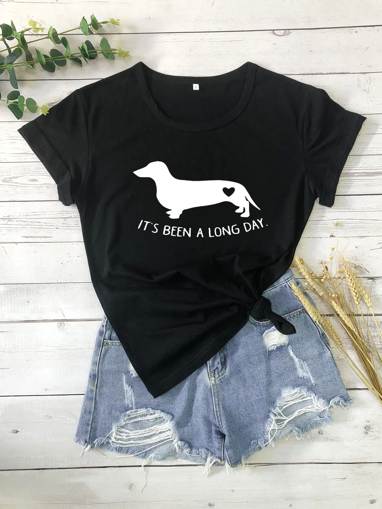 It's Been a Long Day Dog Print T-Shirt Green - Image 2