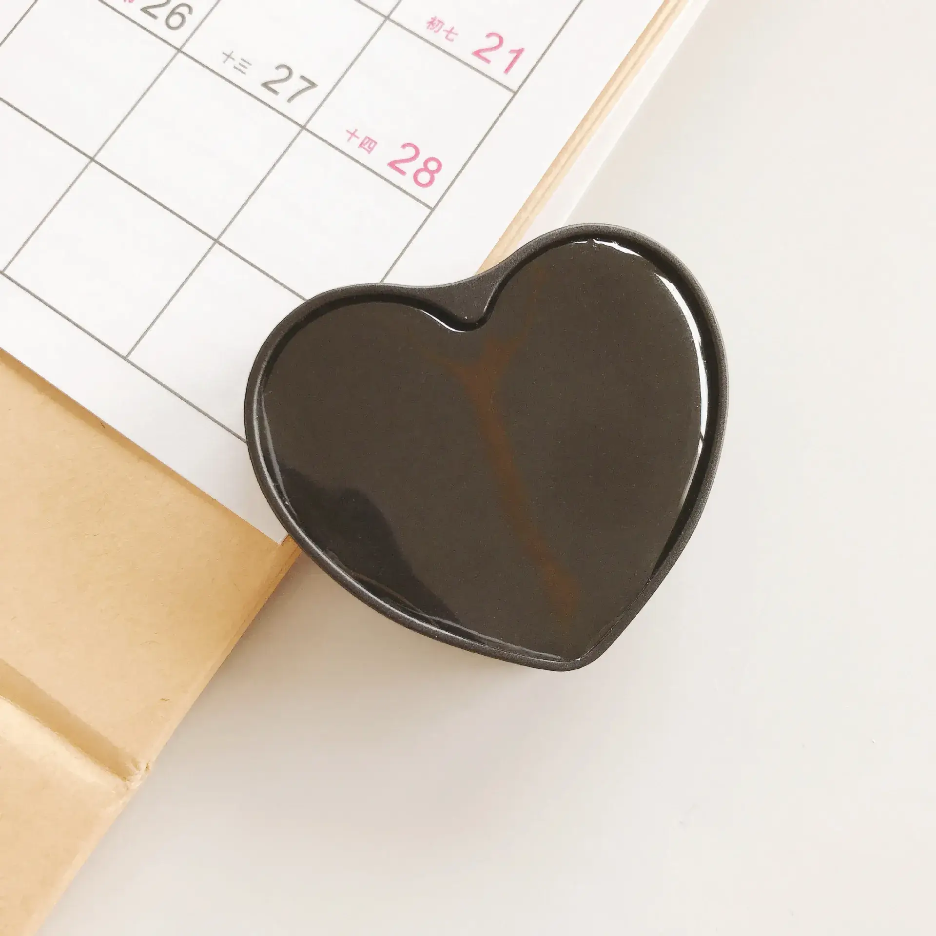 Love-shaped Airbag Bracket for Phone with Drop Glue - Image 9