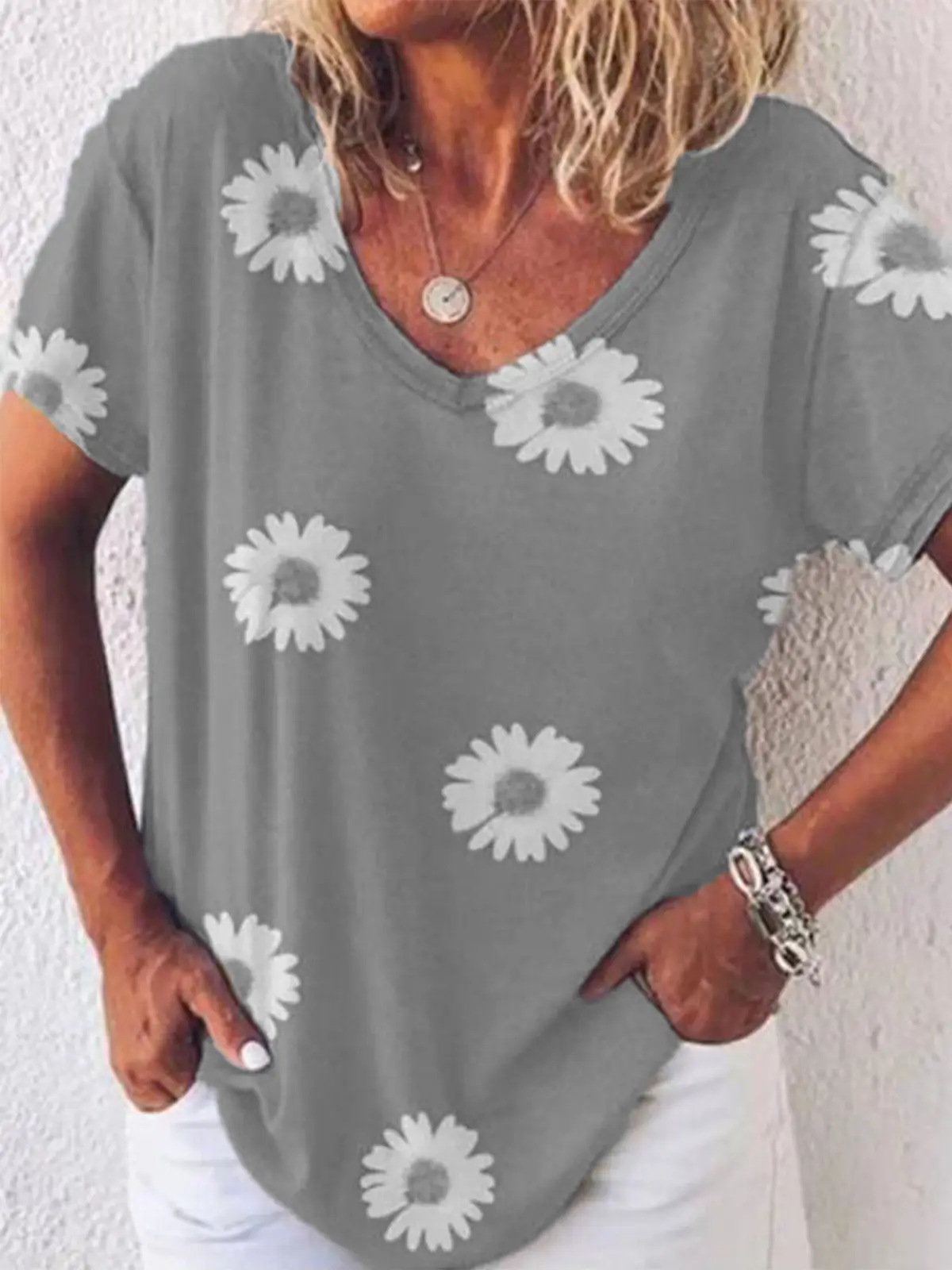 Women Printed V Neck T-Shirt Yellow Daisy - Image 5