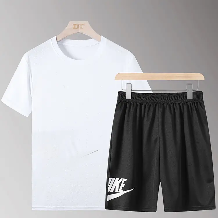 Men Nike Running Shorts & T-Shirt Set Grey Large - Image 4