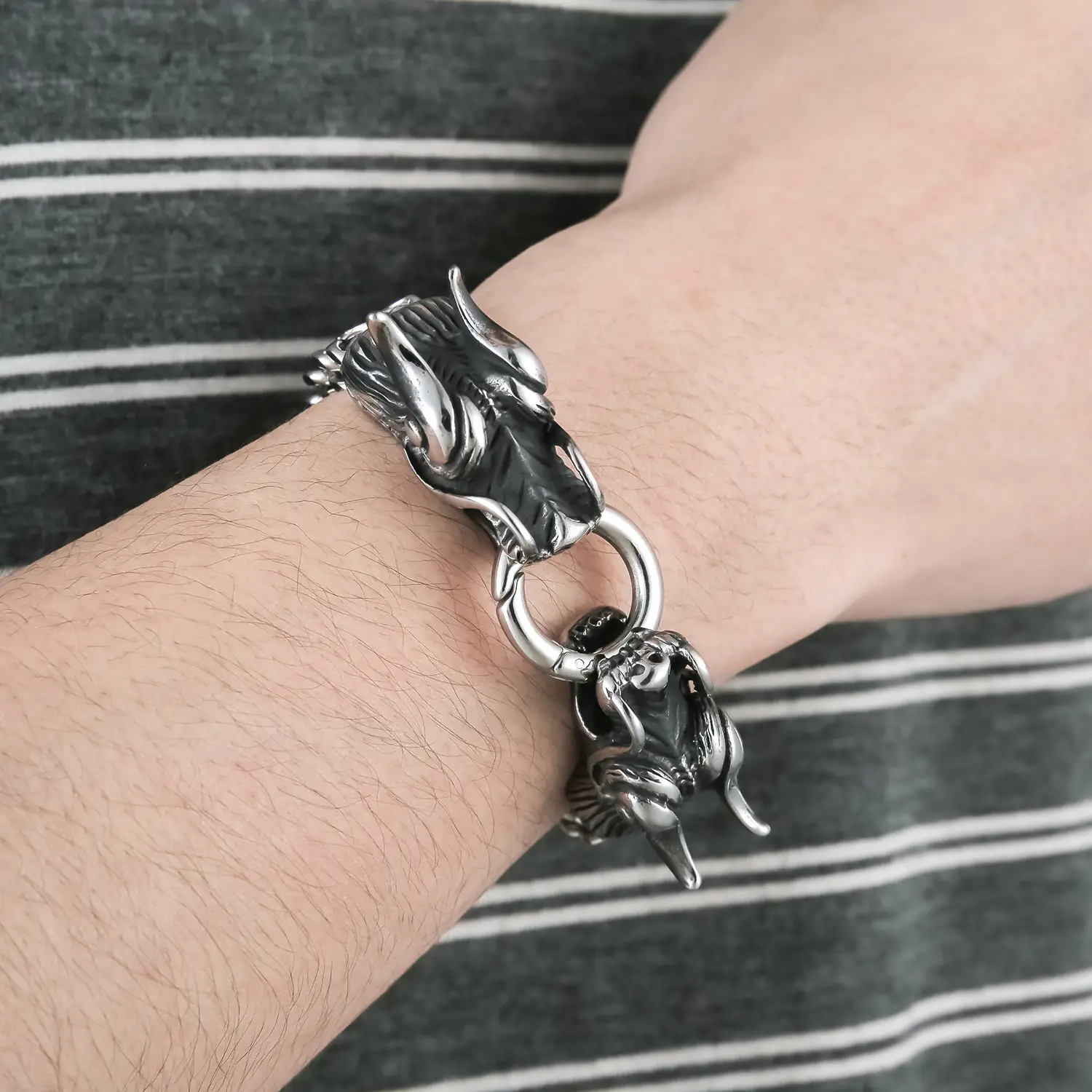 Golden Dragon Head Buckle Bracelet for Men - Image 5