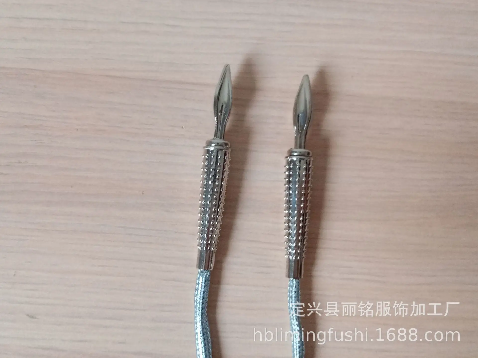 灰色武款绶带
