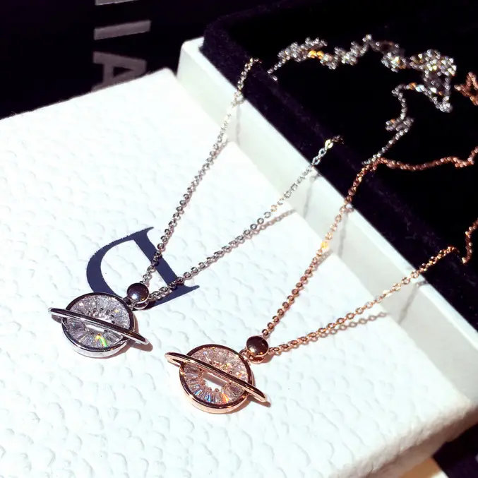 Japanese & Korean Trend Classic Rhinestone Clavicle Necklace - Image 4