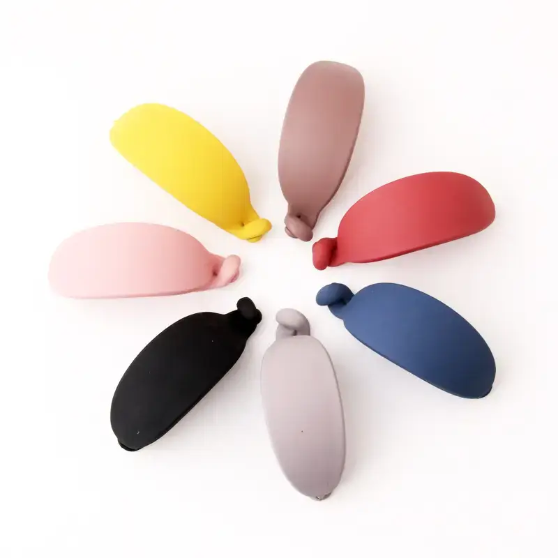 Black Matte Rubber Hair Clip for Ponytail Hold - Image 6