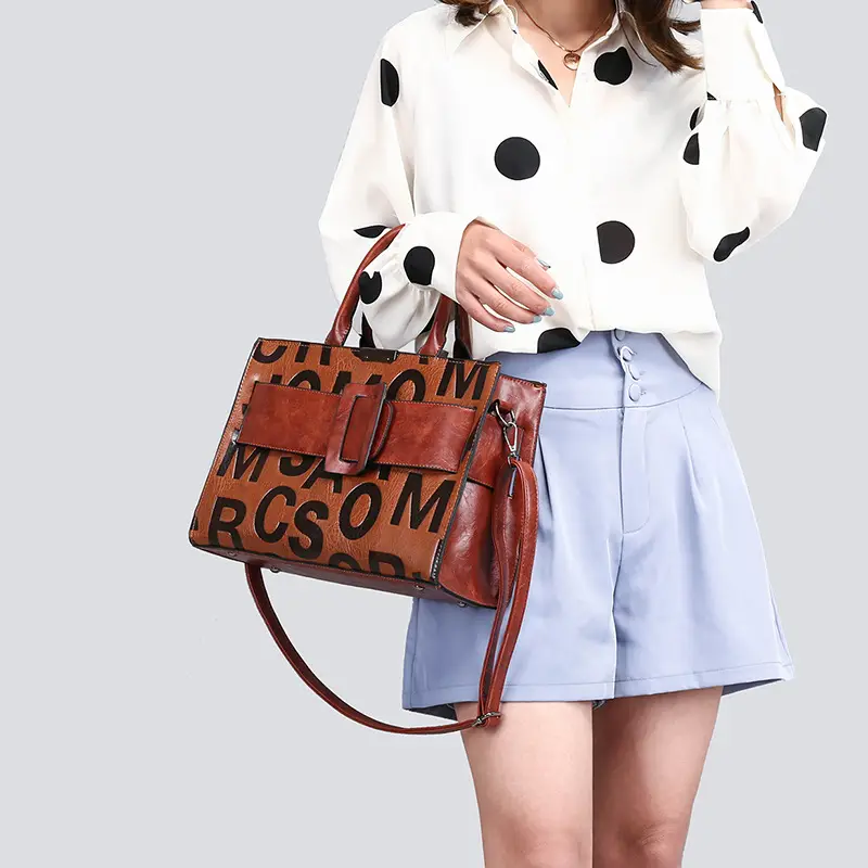 Women's Letter Pattern Shoulder Bag Red 2021 - Image 6