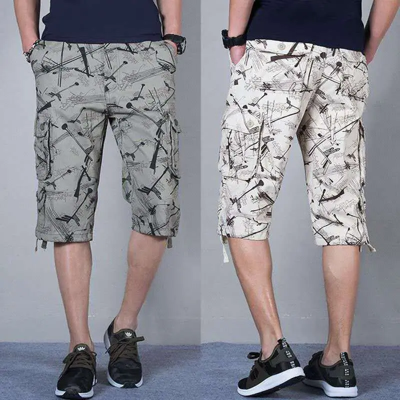 Men's Grey Camo Capri Shorts with Multi-Pockets - Image 6