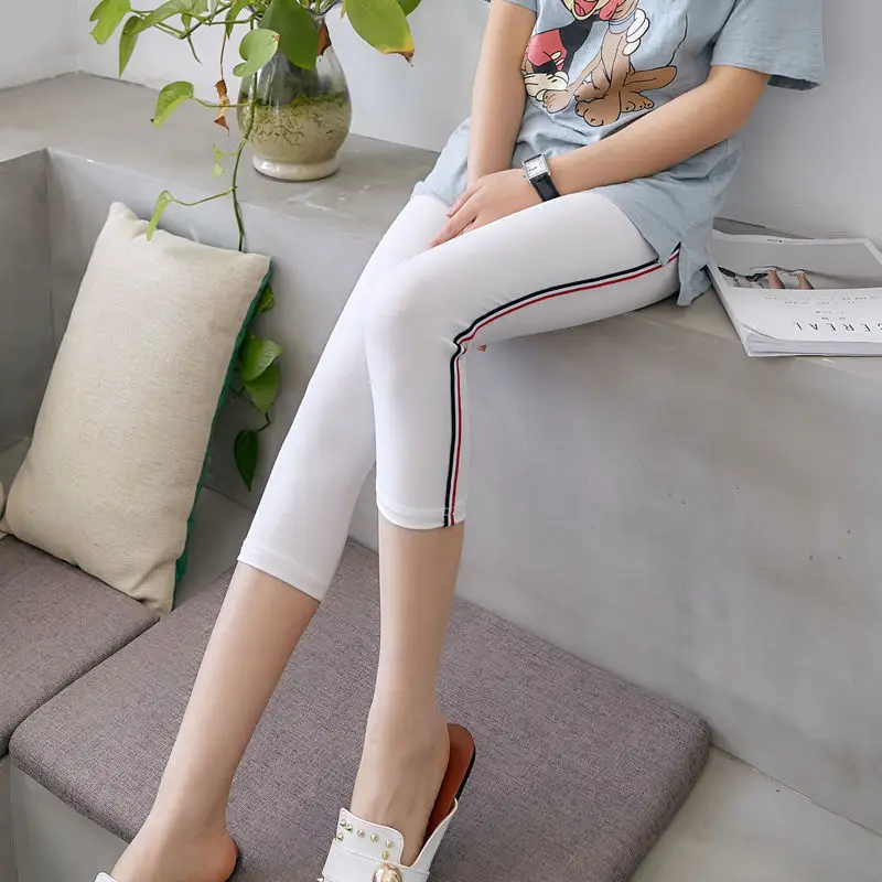 Women White Leggings Red Trim Capri Pants 50/90 - Image 7