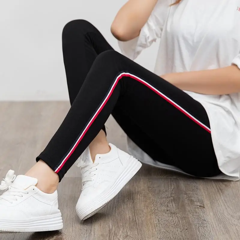 Women White Leggings Red Trim Capri Pants 50/90 - Image 4