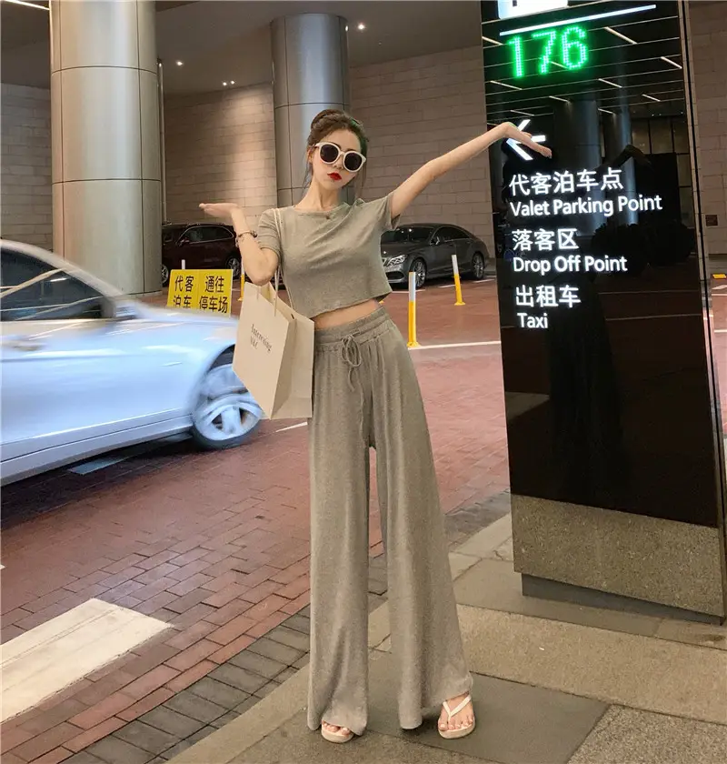 New 2024 Slim Fit Orange T-Shirt & Wide Leg Pants Set — feature 3