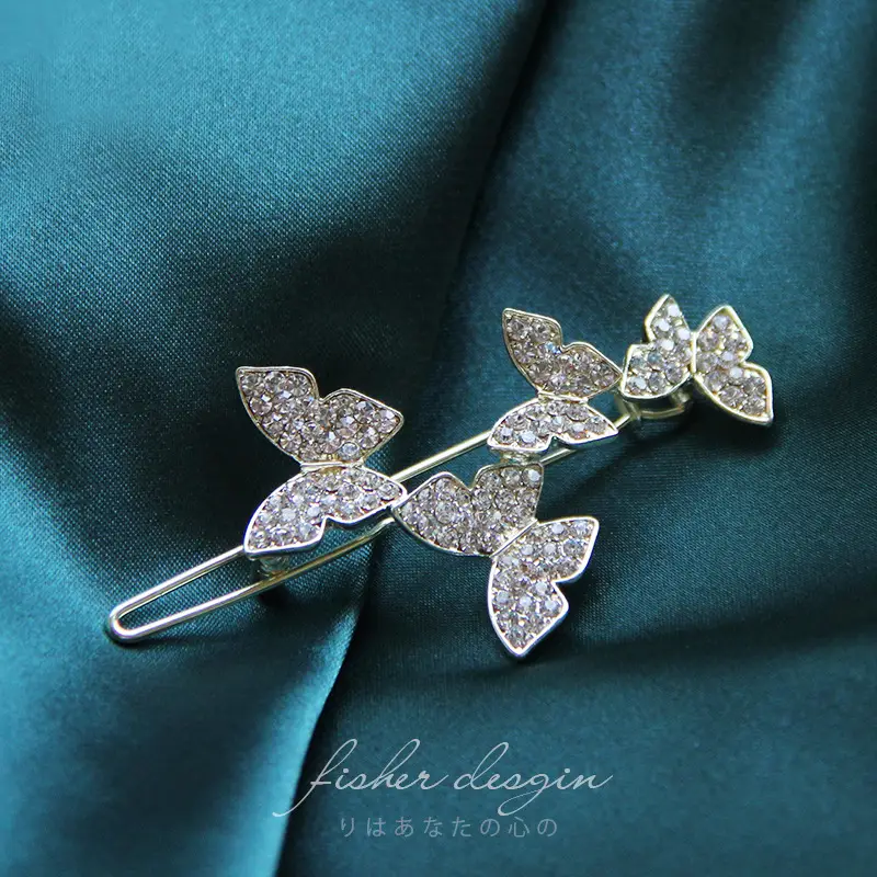 Japanese Style Sparkling Butterfly Hairpin Clip with Diamonds
