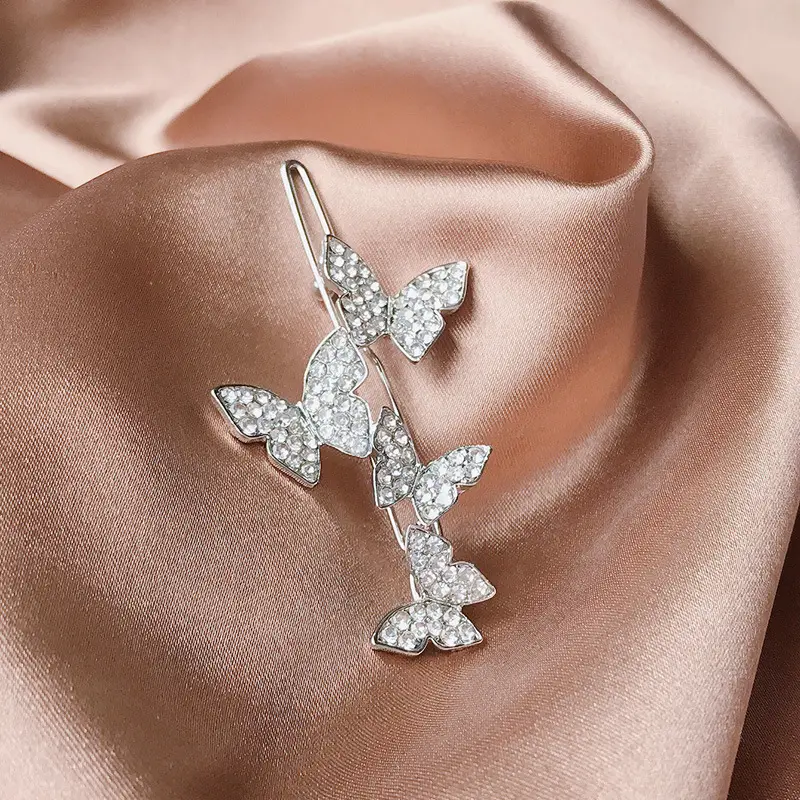 Japanese Style Sparkling Butterfly Hairpin Clip with Diamonds - Image 3