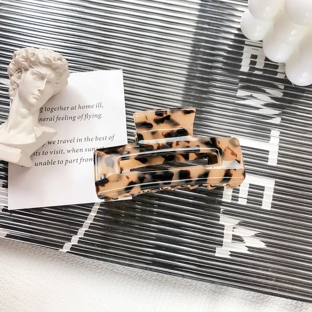 Elegant Square Hair Grab Clip for Women - Image 3