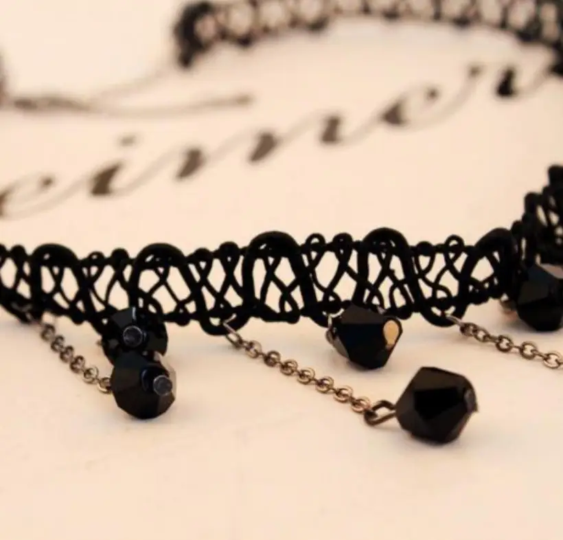 Black Water Drop Clavicle Necklace with Tassels - Image 4