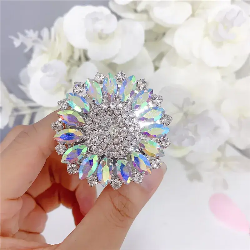 Crystal Flower Mobile Phone Stand for Women - Image 9