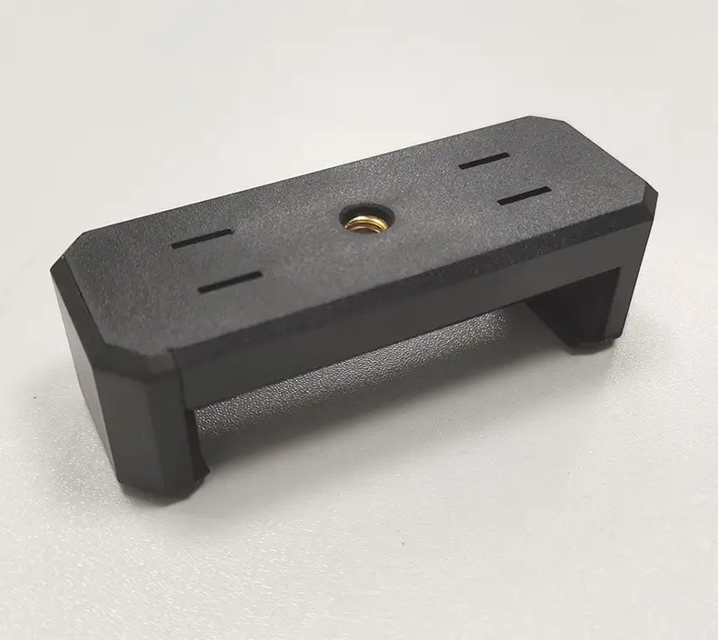 Light Phone Clip E-Shaped Dual Hole Mount Tripod Fixing Clip — feature 4