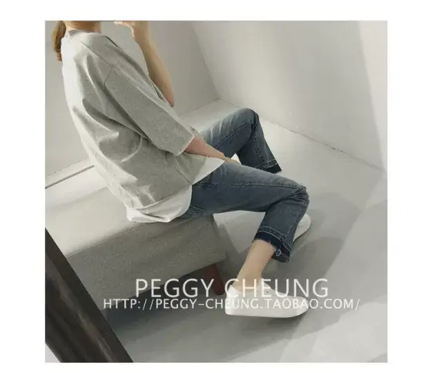 Women's Black Loose Fit T-Shirt with White Underlayer & Knee-Length Pants — feature 3