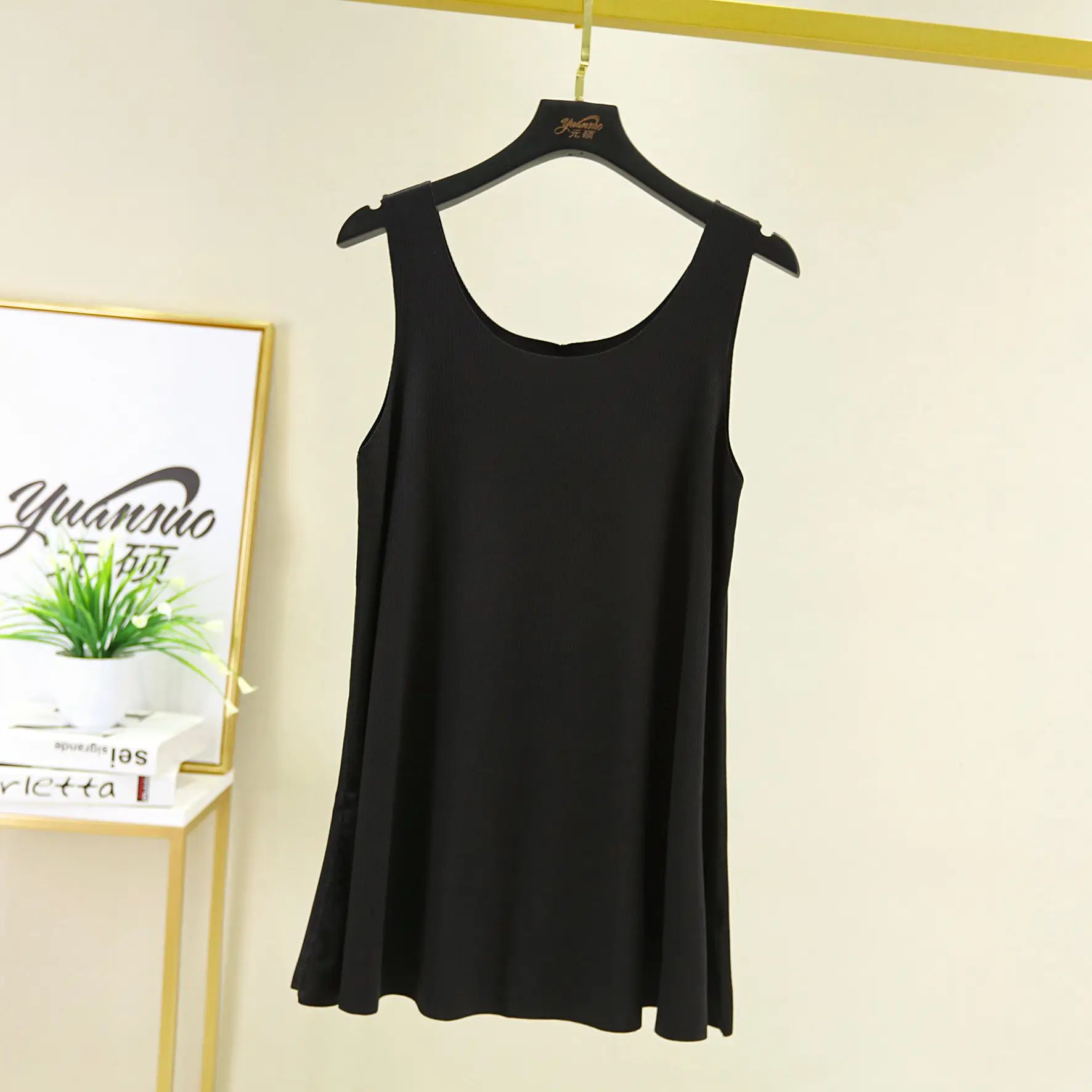 White Ice Silk Sleeveless Crewneck Vest - Image 4