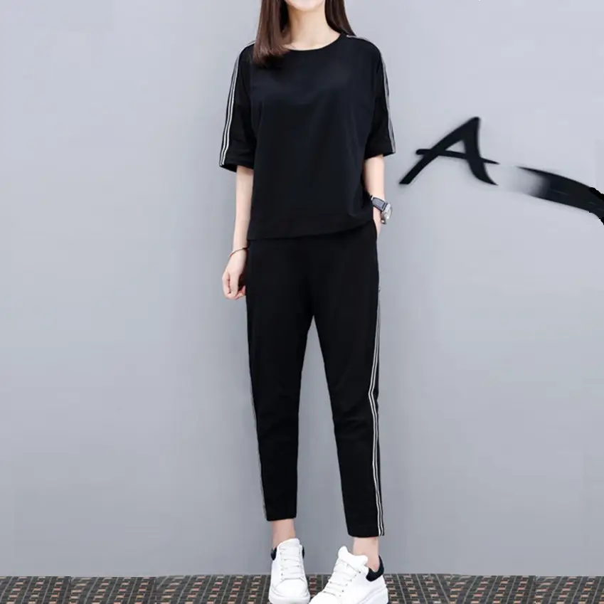 Black Korean Style 2-Piece Women's Sports Suit - Image 5