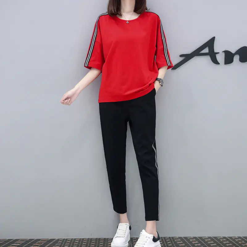Black Korean Style 2-Piece Women's Sports Suit - Image 2