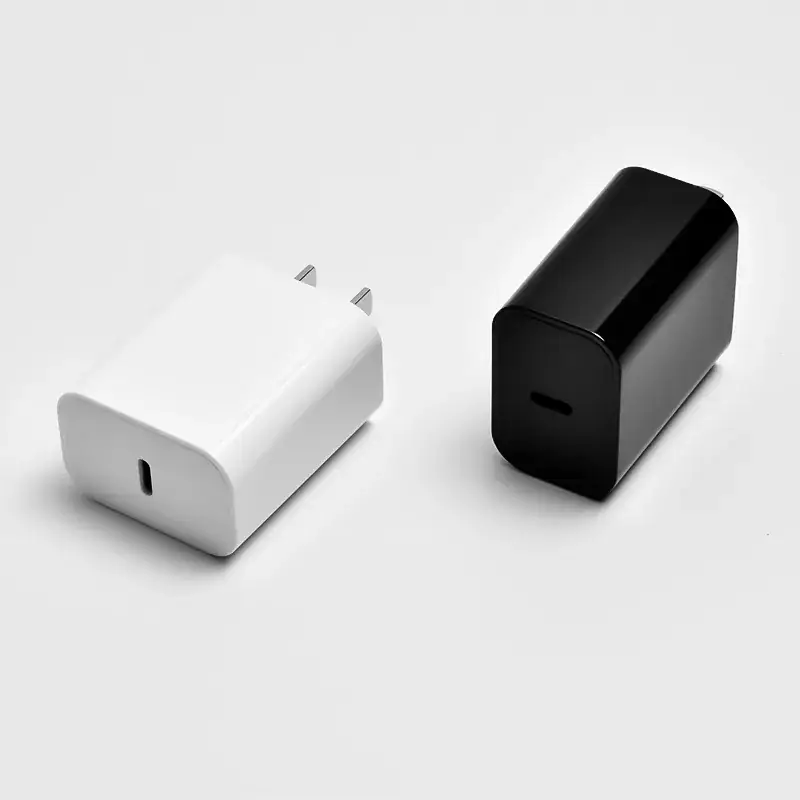PD20W Fast Charging Apple iPhone15 Black