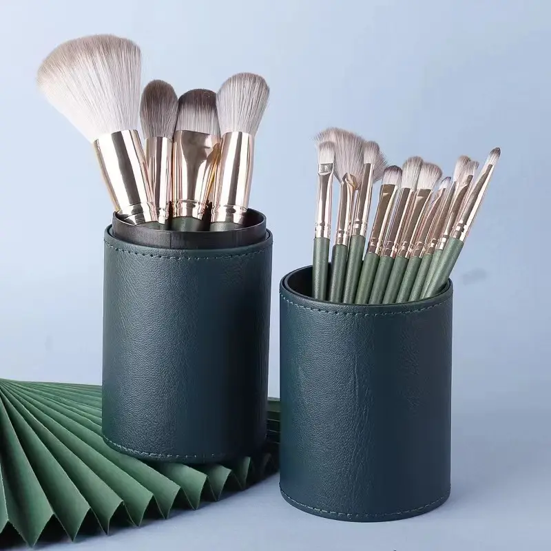 14-Piece Makeup Brush Set for Eye Shadow, Blush, Concealer & More - Image 3