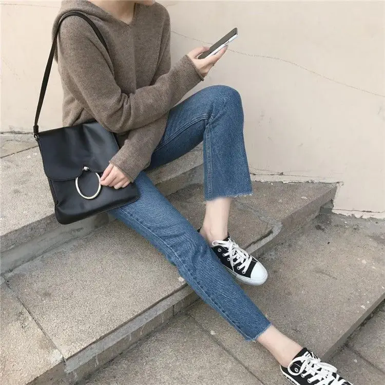 White Knitted Hooded Sweatshirt Women's Winter Top — feature 11