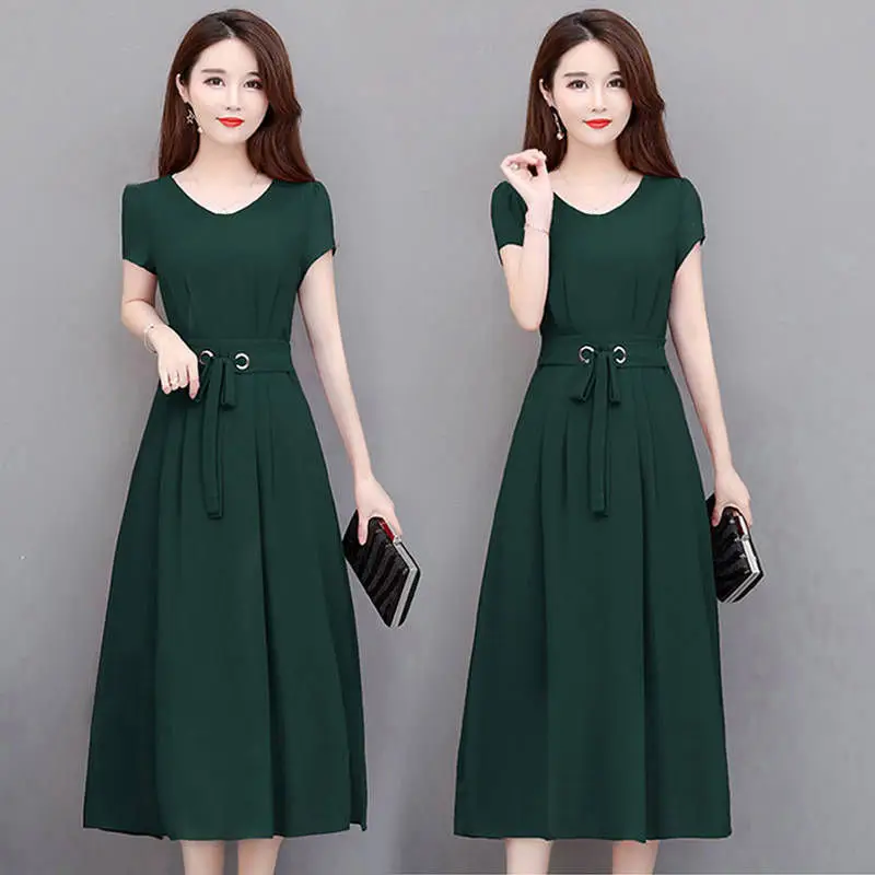 Women's Maroon Belted Mid-Length Dress - Image 11