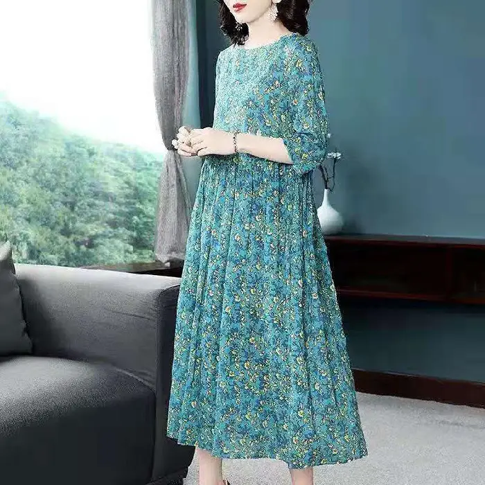 2025 Floral Printed Plus Size Lady Dress Mid Length - Image 4