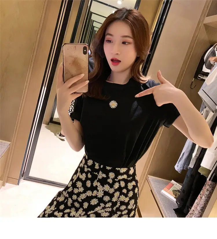 Women Daisy Printed Midi Skirt T-Shirt Set Black — feature 16