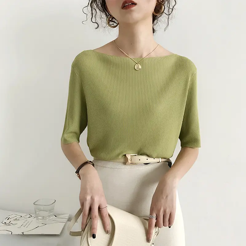 Women Ice Silk Knitted Top with Mid Sleeve Collar — feature 3