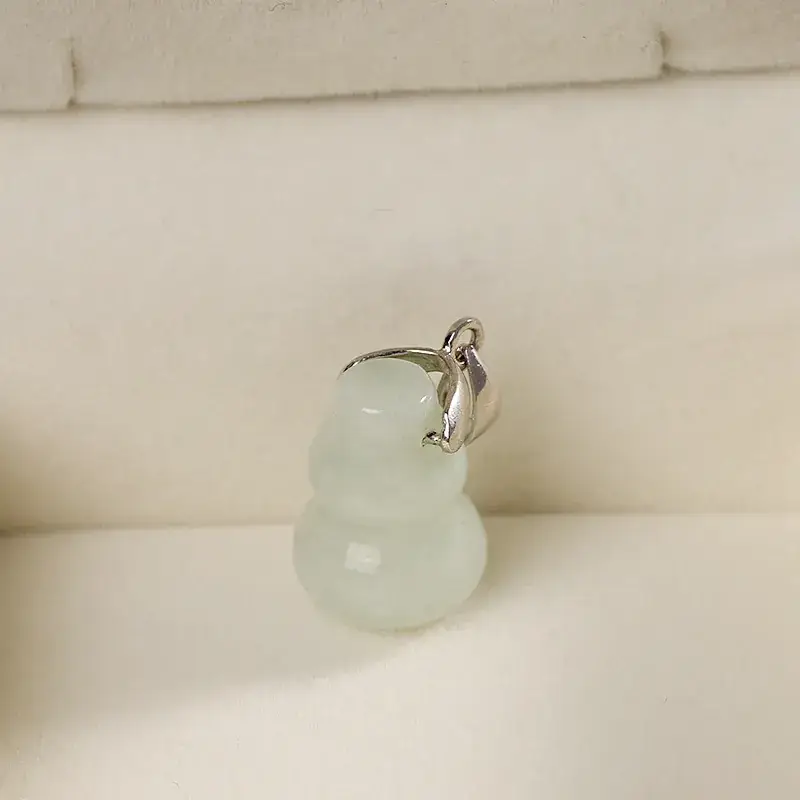 Chinese Style Jade Gourd Pendant Women's Natural Arous White - Image 5