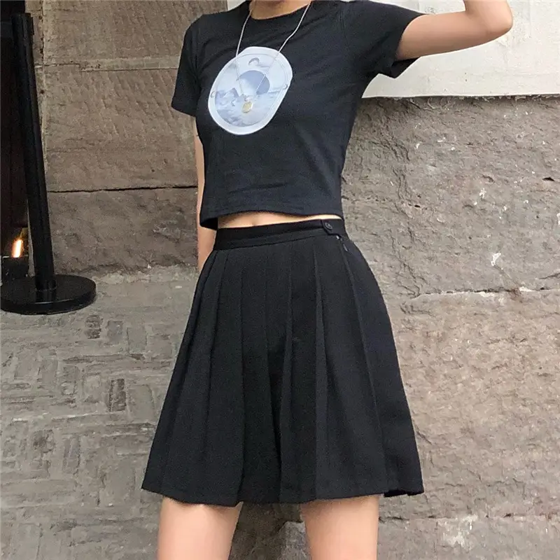 Women Korean Style Black Crop T-Shirt with Mountain Print - Image 4