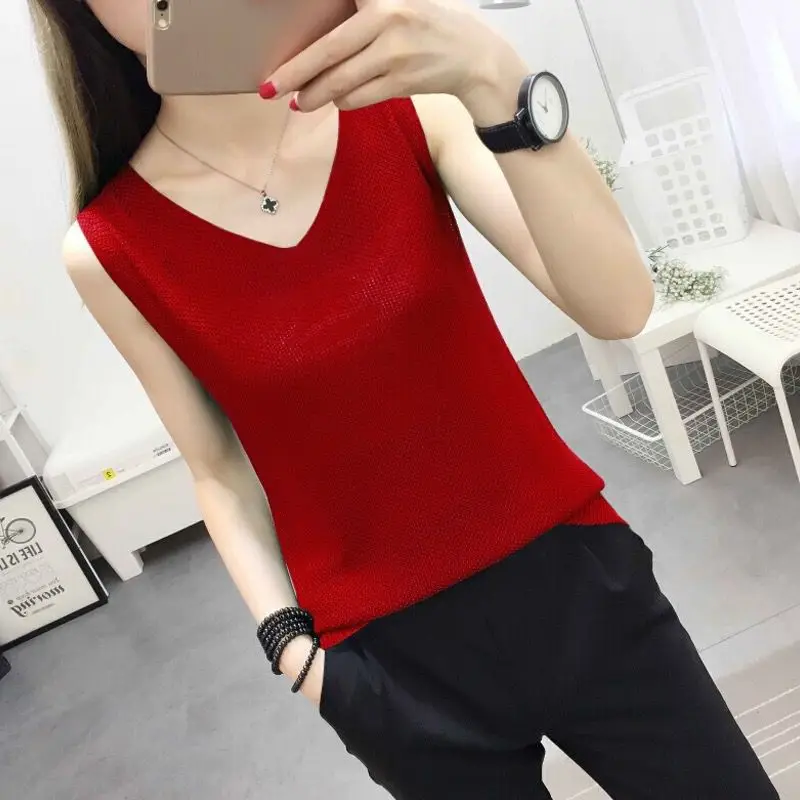 Summer V-Neck Knitted Vest Solid Color Slimming - Image 15