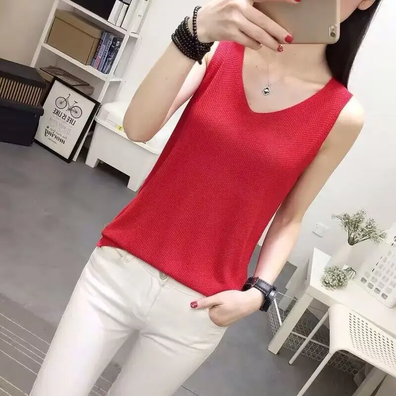 Summer V-Neck Knitted Vest Solid Color Slimming - Image 11
