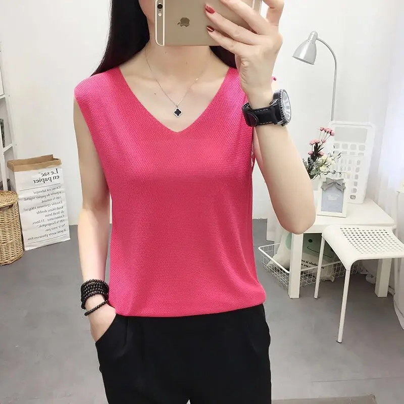 Summer V-Neck Knitted Vest Solid Color Slimming - Image 14