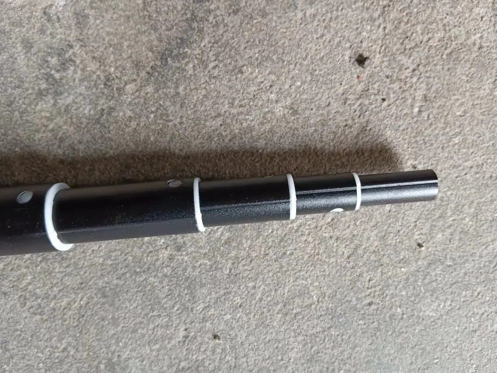Aluminum Selfie Stick with Bluetooth Remote & 1.5m Length - Image 6