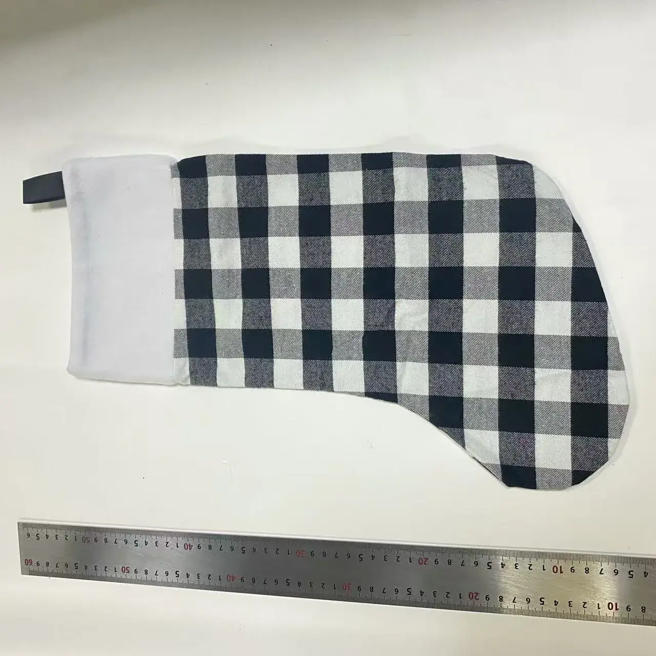 Cross-Border Christmas Stockings Red Black Plaid — feature 17