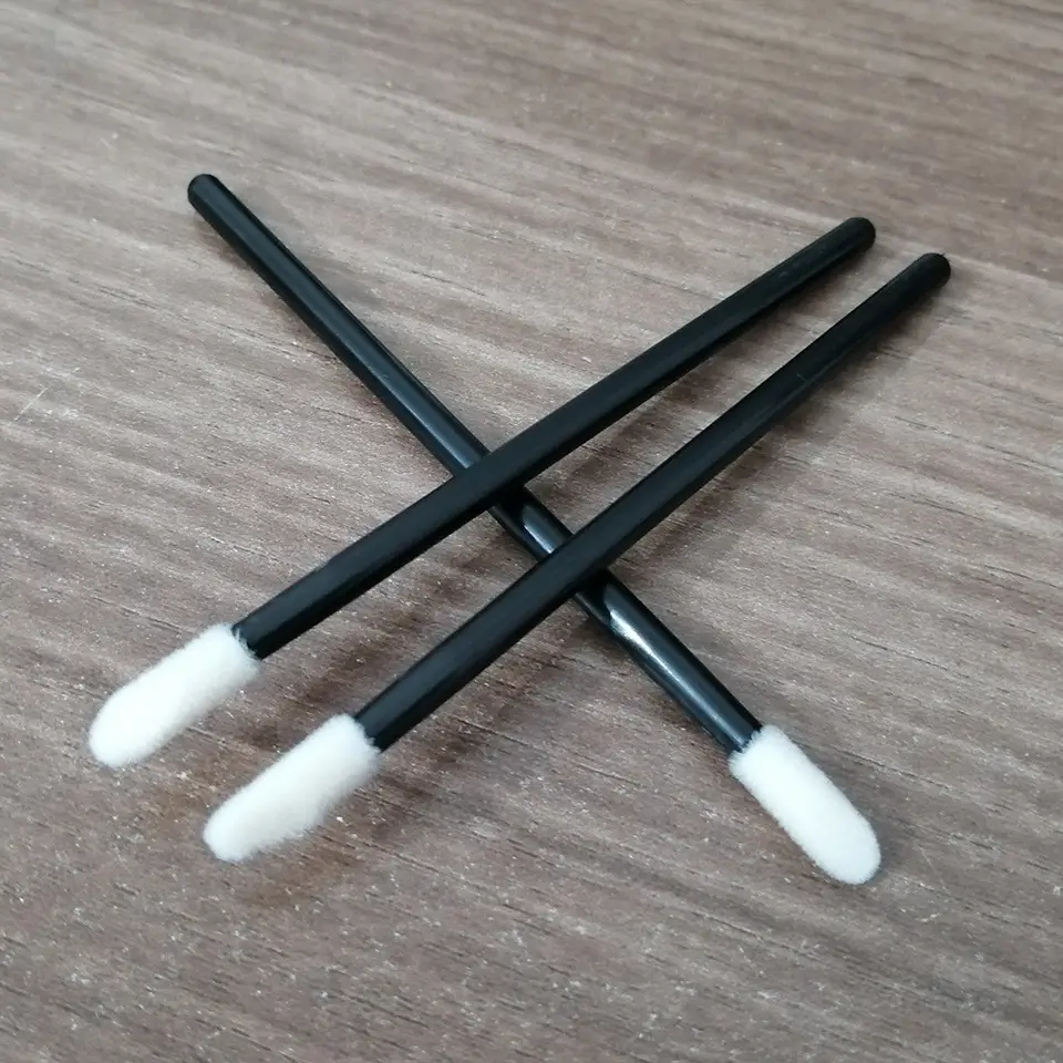 Portable Solid Lip Brush Stick for Blending & Contouring - Image 5