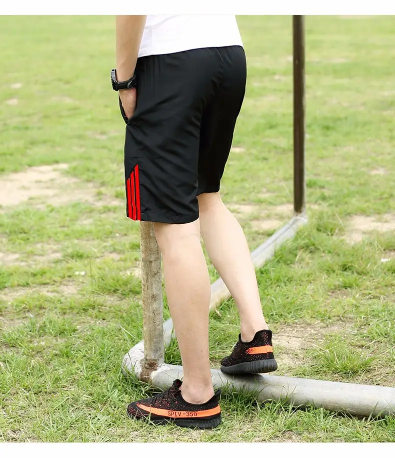 Men's Black 5-Point Elastic Shorts Running Fitness — feature 16