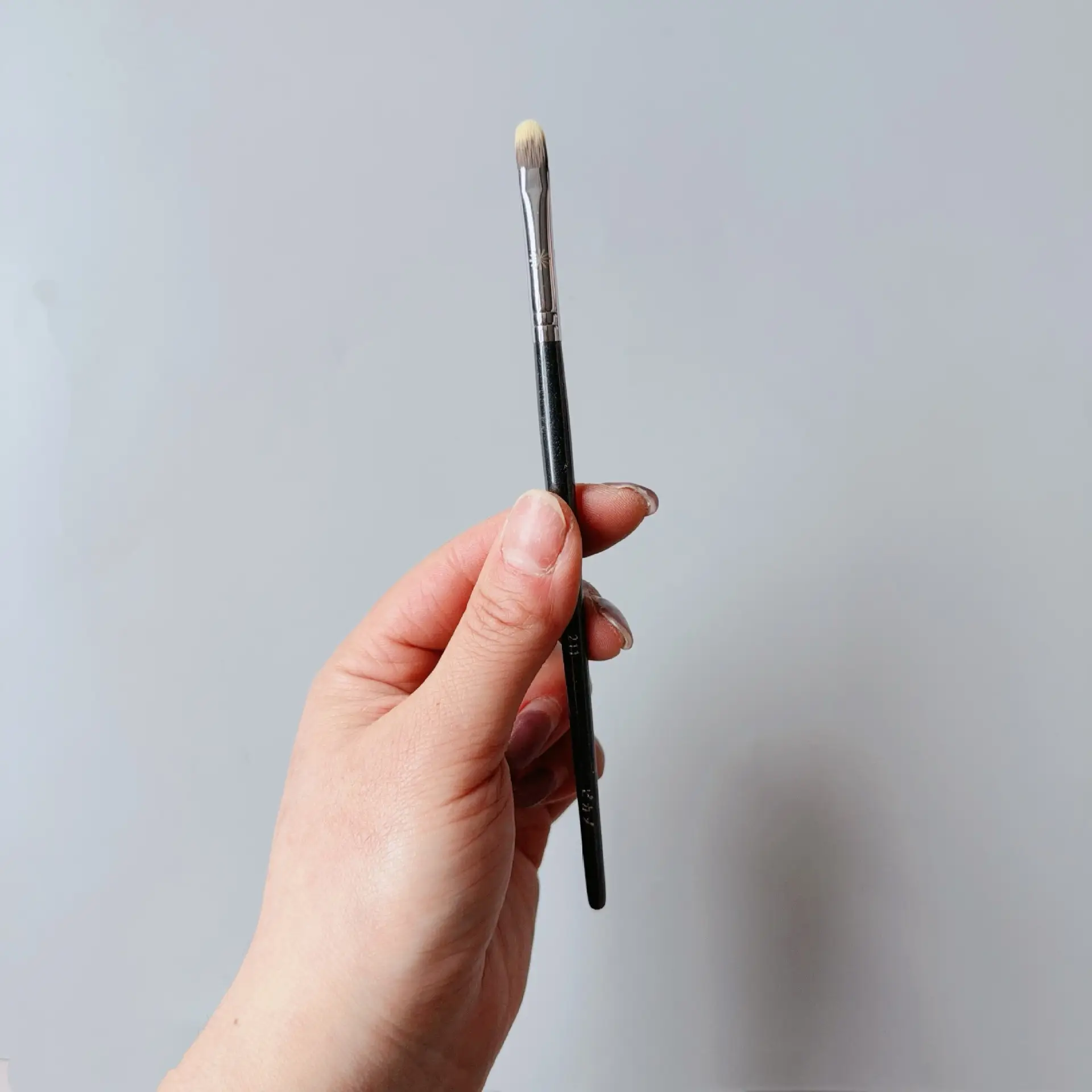 211 Lip Brush Concealer Brush