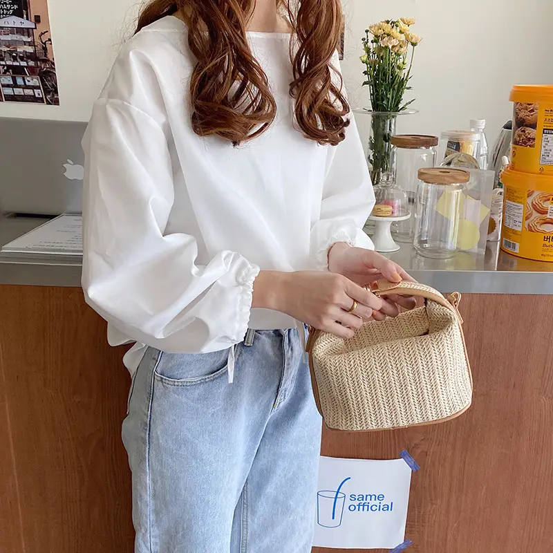 Women's Knitted Beige Shoulder Bag 2026 - Image 4